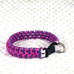 [公式]#292パラコード編み犬首輪 「ベンケイ」の小型犬と猫バージョン首輪寝かせた状態