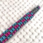 [パラコード編み犬首輪]#296 3色使いのダイヤ柄小型犬用首輪裏側の先端