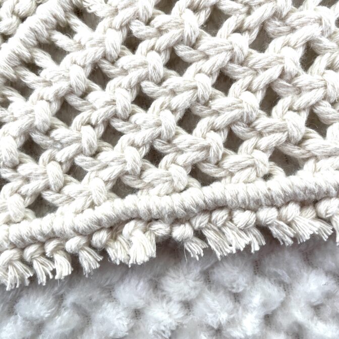 マクラメ編み鍋敷き七宝編みをアップ