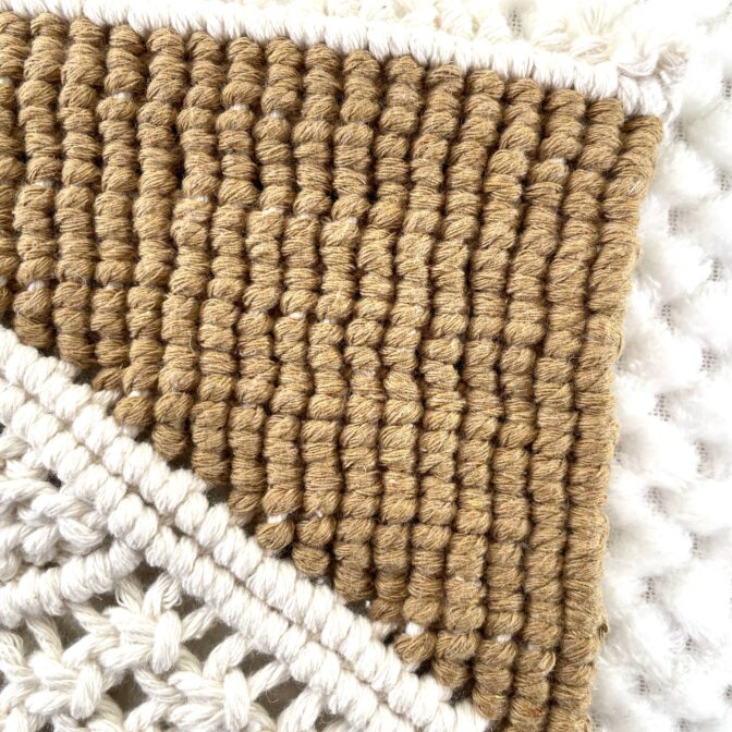 マクラメ編み鍋敷き上部をアップ