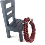 [公式]#264 中・大型犬用首輪椅子に立てかけた状態