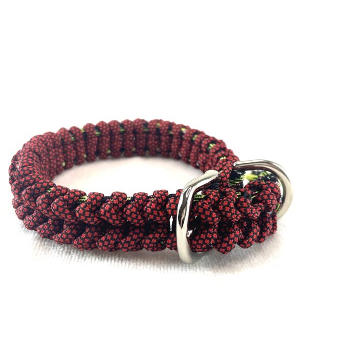 [公式]#264 中・大型犬用首輪寝かせた状態画像