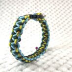 [公式]#259パラコード編み犬首輪平結びアレンジ編み　小型犬用首輪立てかけた状態