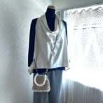 [公式]マクラメ編み#13小型で小花模様バッグショルダー付き装着画像