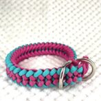 [公式]#304 パラコード編み首輪小型・中型犬向き犬首輪寝かせた画像